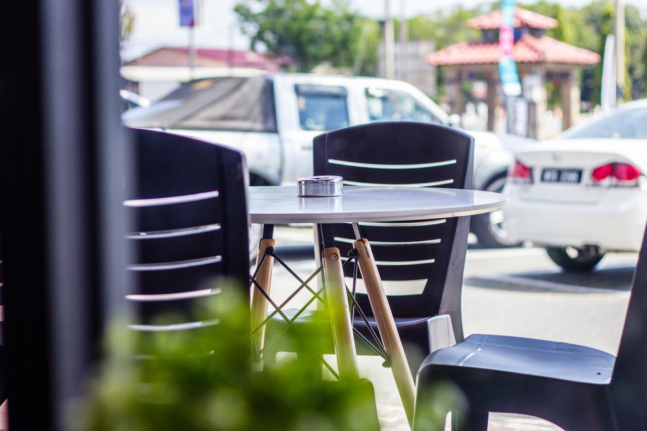 Big Orange Hotel, Jitra Dış mekan fotoğraf