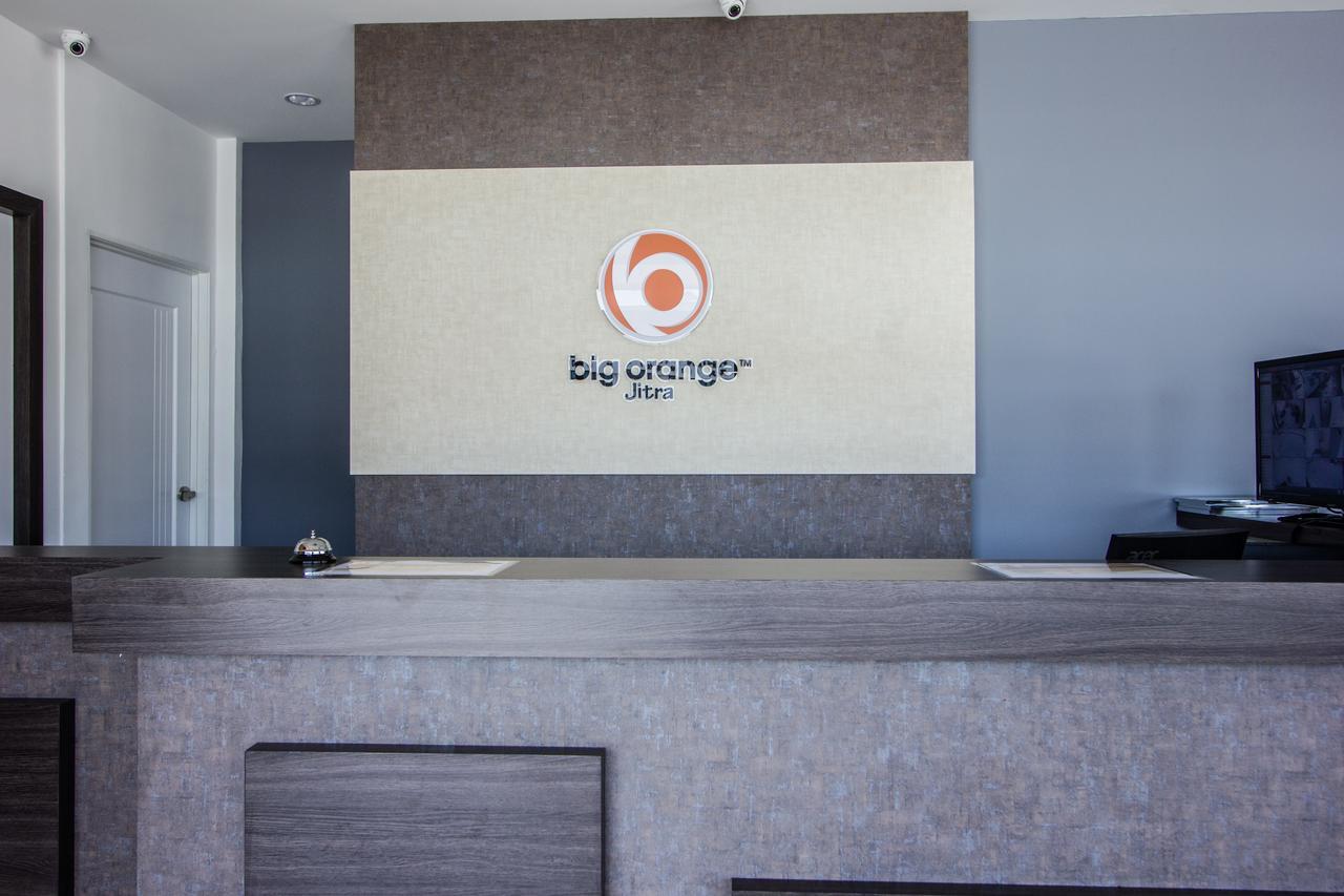 Big Orange Hotel, Jitra Dış mekan fotoğraf